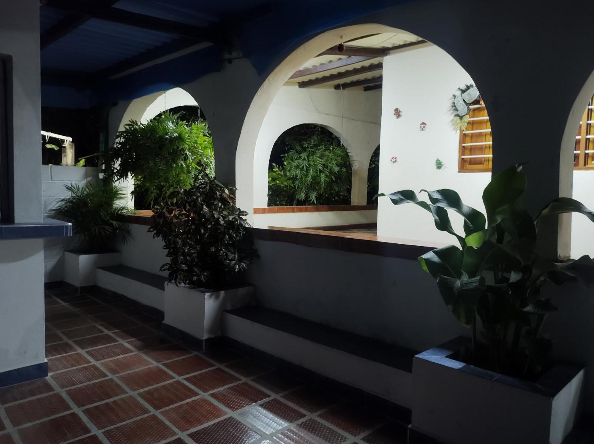 Finca Campuzano Guest House Turbaco Eksteriør bilde